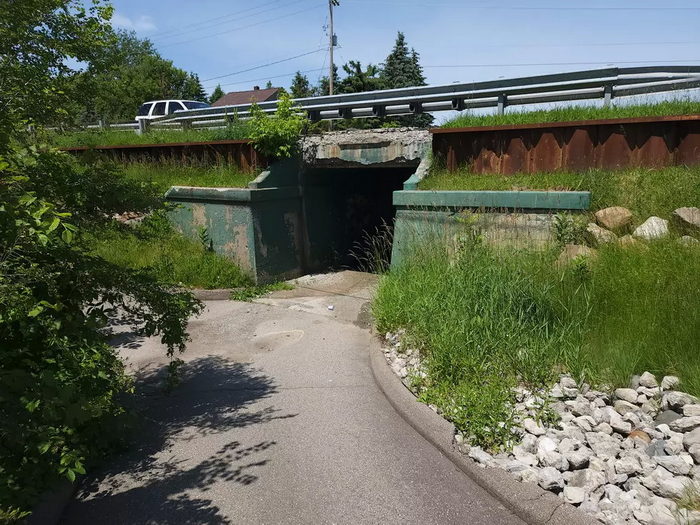 The Jewel of Grand Blanc - From Banana 1015 Radio (newer photo)